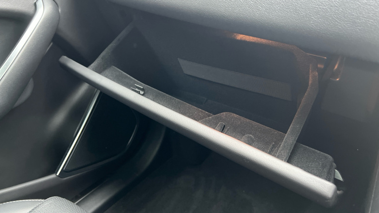 Jaguar F-Pace 2.0 P400e R-Dynamic SE Black 5dr Auto AWD Estate